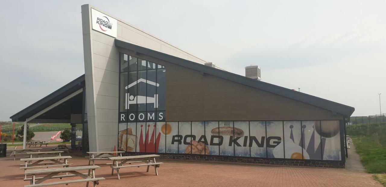 Roadking Truckstop Holyhead Холихед Экстерьер фото